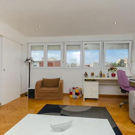 Apartment Sunny *